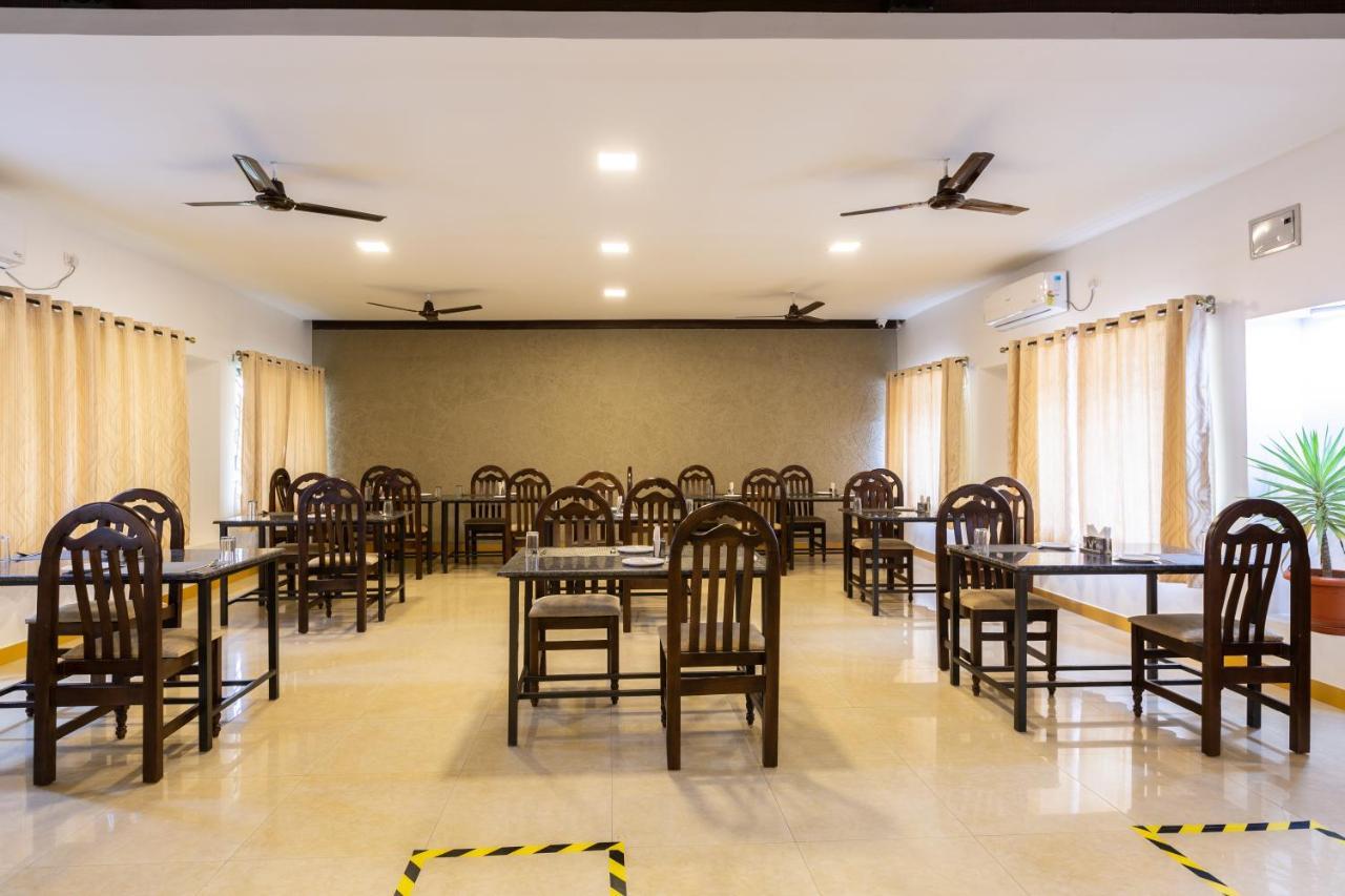 Kstdc Hotel Mayura Velapuri Belur Esterno foto