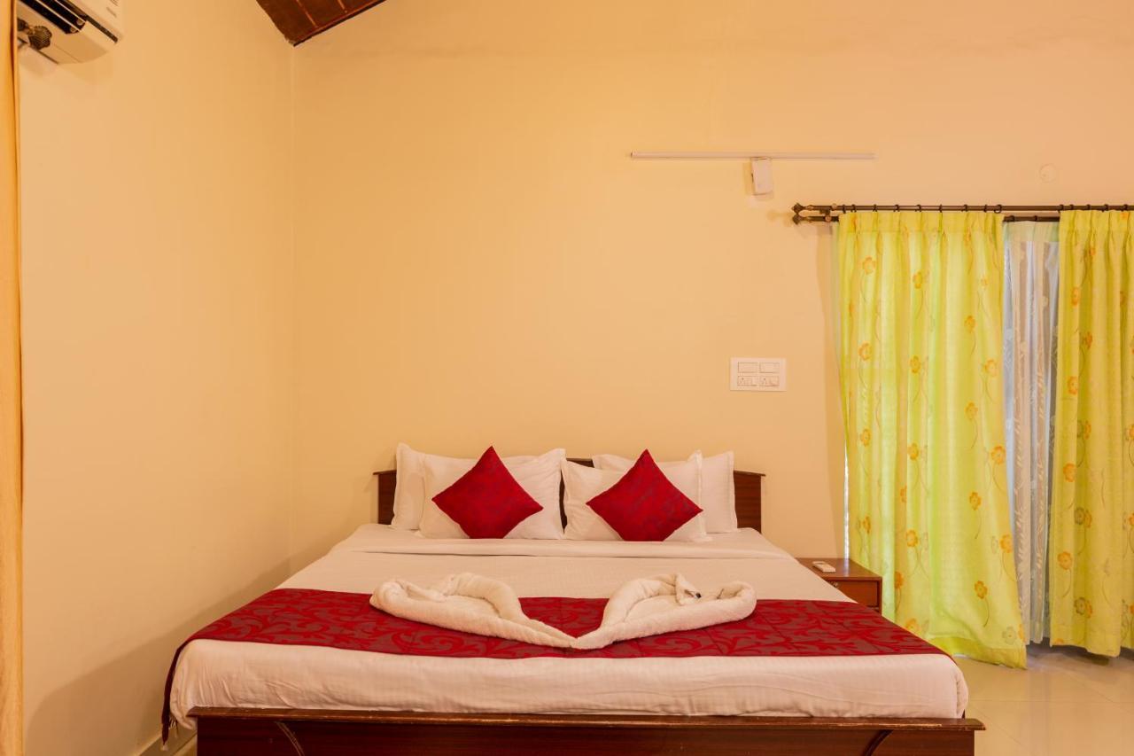 Kstdc Hotel Mayura Velapuri Belur Esterno foto