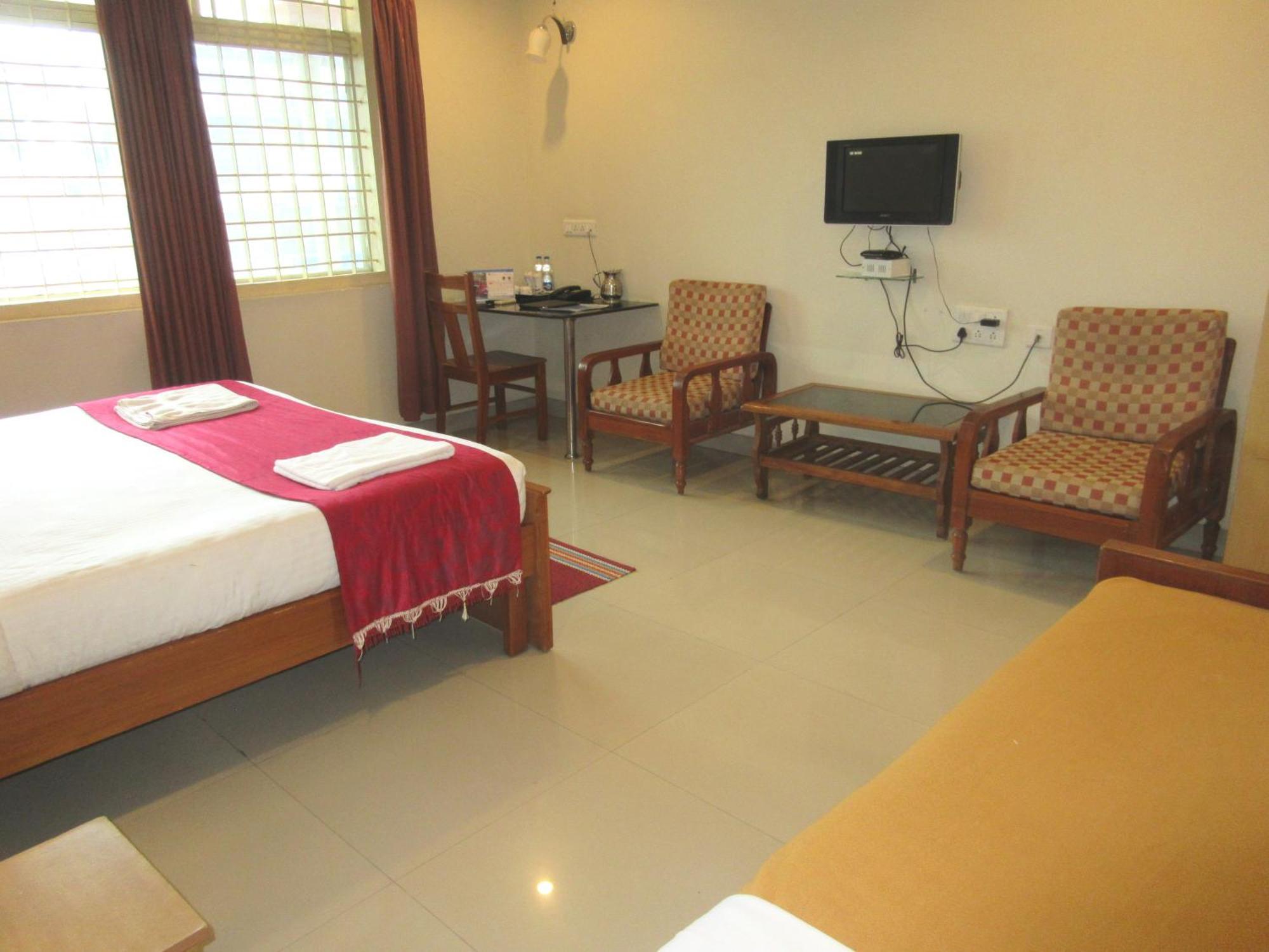 Kstdc Hotel Mayura Velapuri Belur Esterno foto