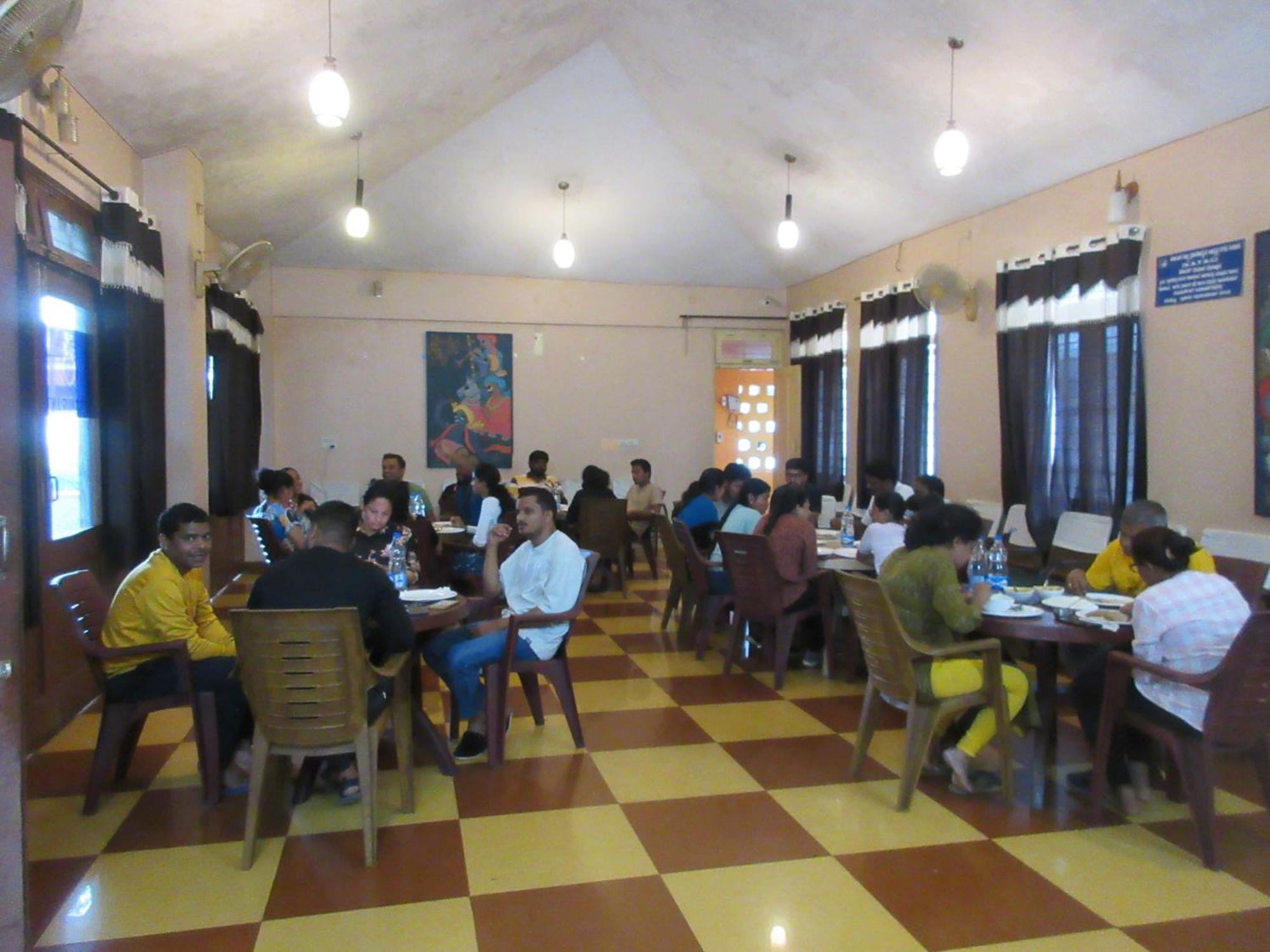 Kstdc Hotel Mayura Velapuri Belur Esterno foto
